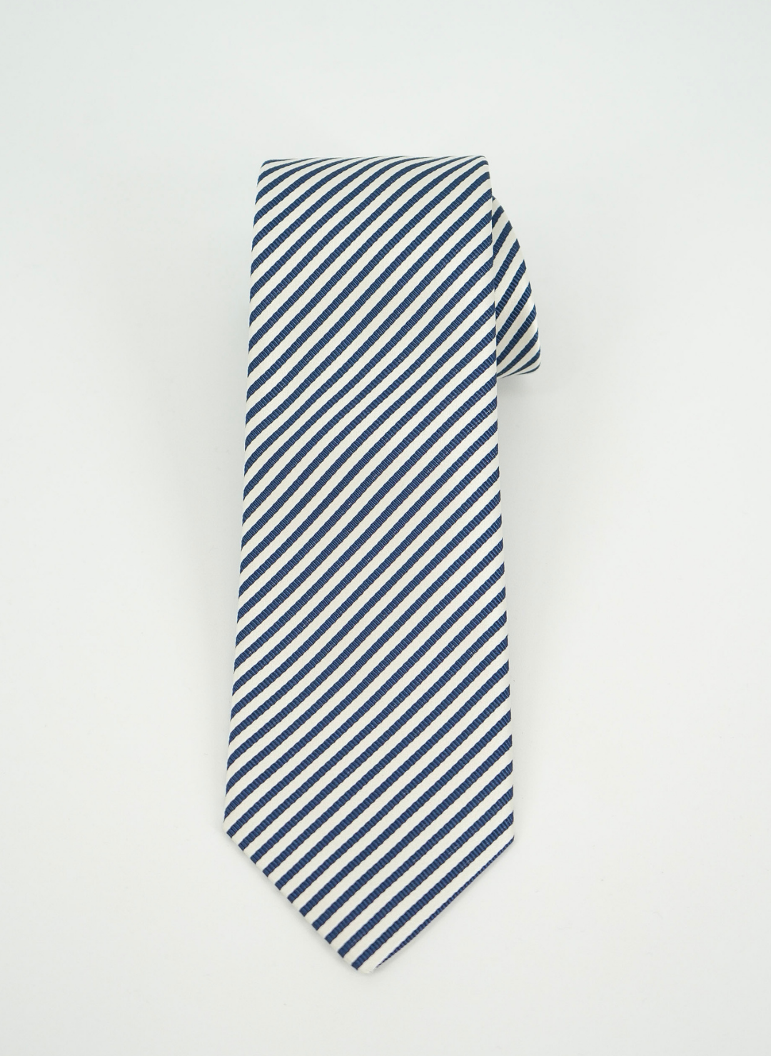 Silk Tie In Skinny Navy Stripe