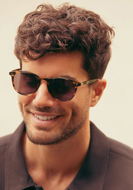 Krewe Alvin Sunglasses In Oak