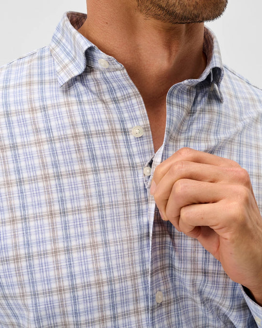 Chelsea Pane Everyday Performance Button Down Shirt In White