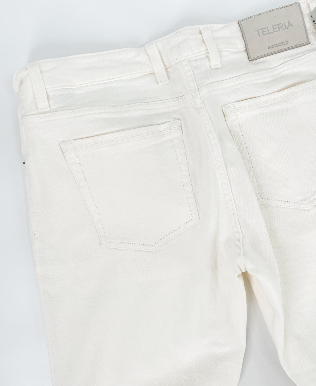 Teleria Zed Cobra Jean In White