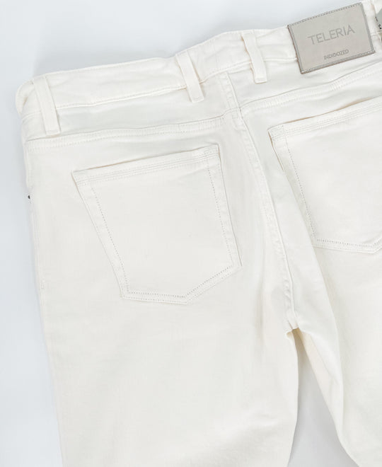 Teleria Zed Cobra Jean In White