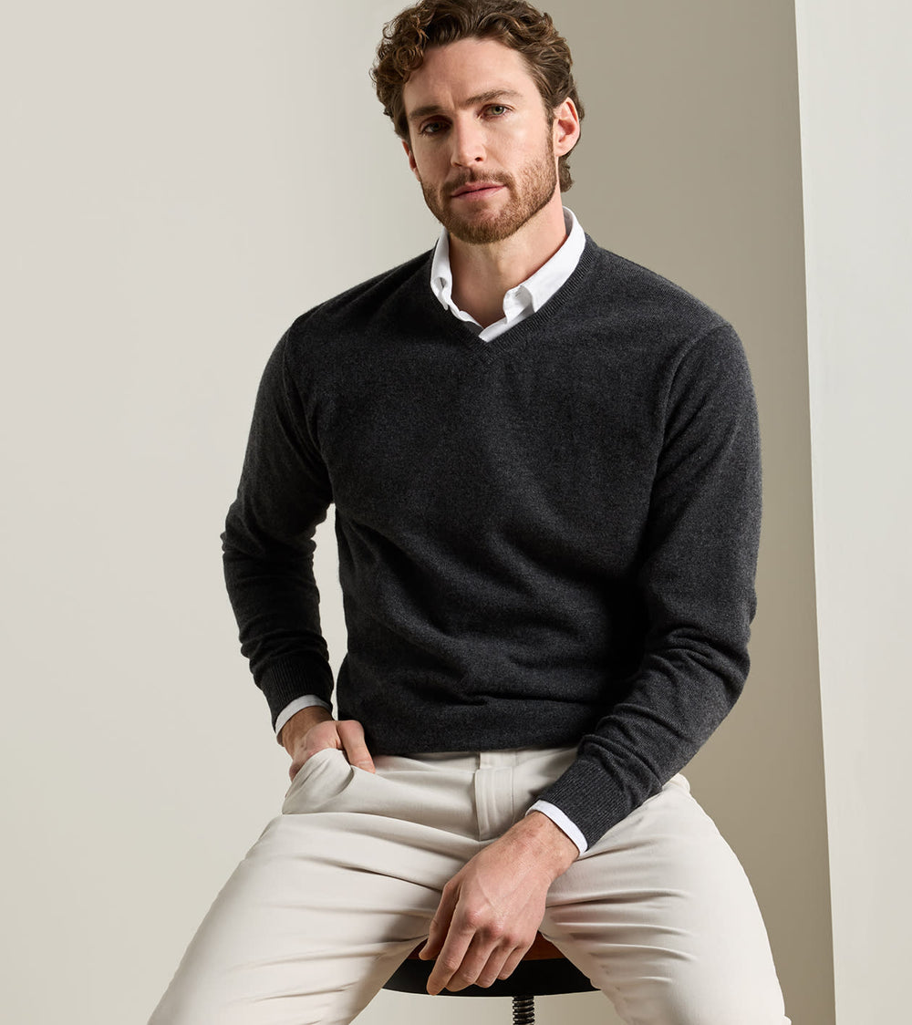 Crown Heritage Cashmere V-Neck Sweater In Iridium