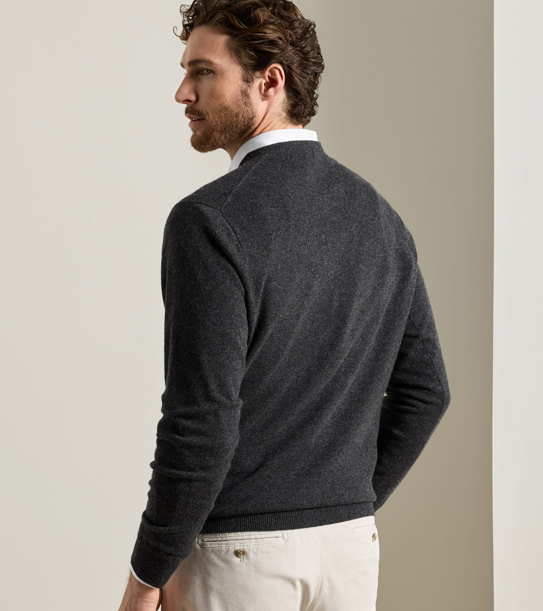 Crown Heritage Cashmere V-Neck Sweater In Iridium