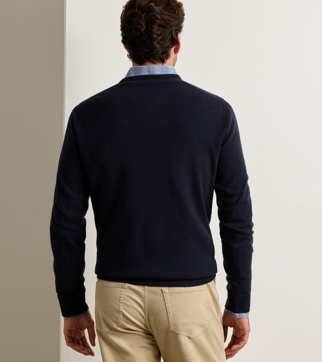 Crown Heritage Cashmere V-Neck Sweater In Navy