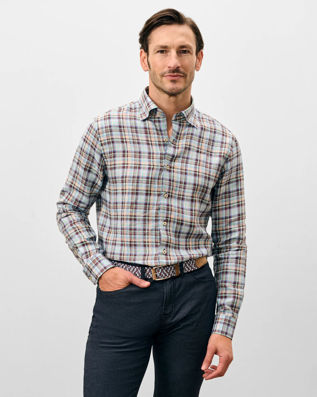 Sunderland Top Shelf Linen Button Down Shirt In Sardinia